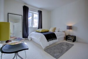 photo 44919180 1300x866