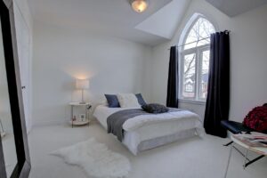 photo 44919183 1300x866