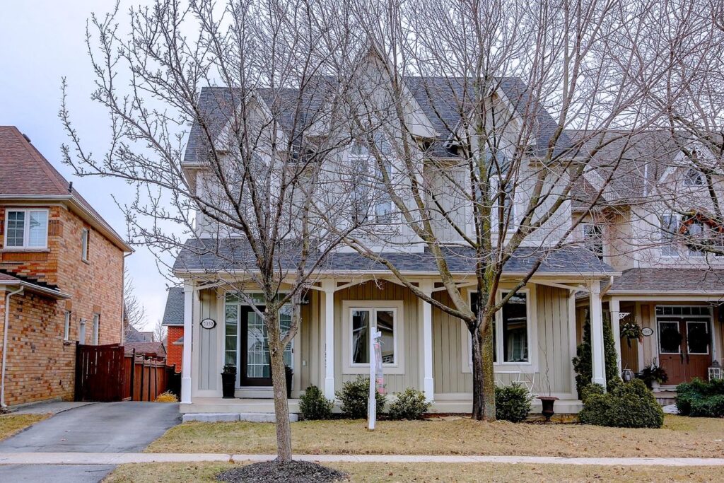 detached-home-bought-mississauga-jaswinder-singh.jpg Detached home bought in Mississauga, Ontario by Jaswinder Singh